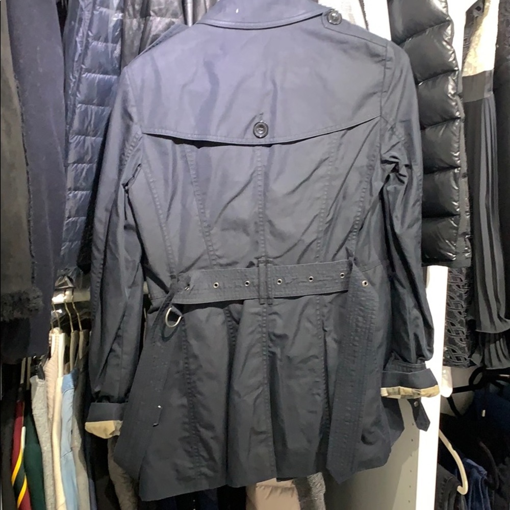 Burberry Authentic Jacket - image 7